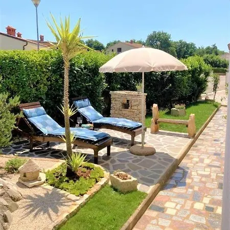 Appartement Engel With Pool
